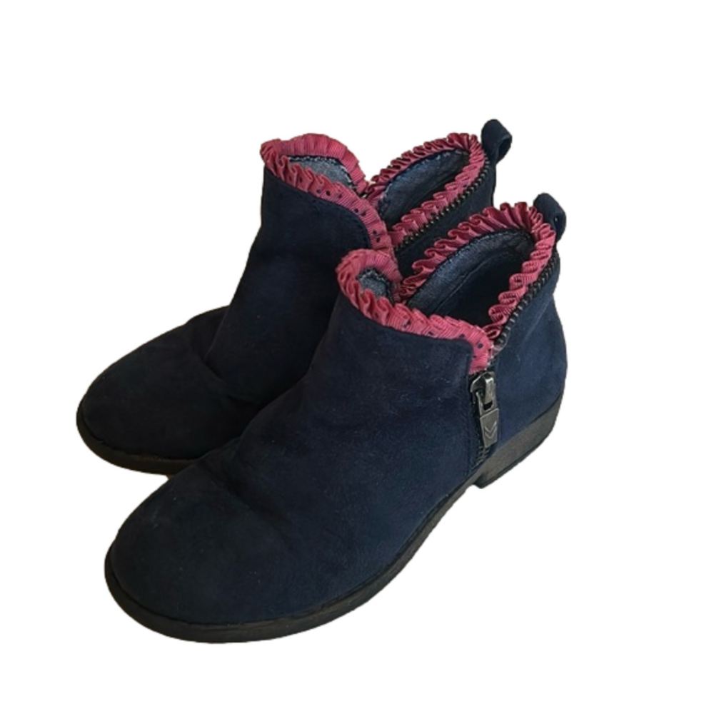 Dr. Scholl’s soft suede navy blue ankle boots with pink trim